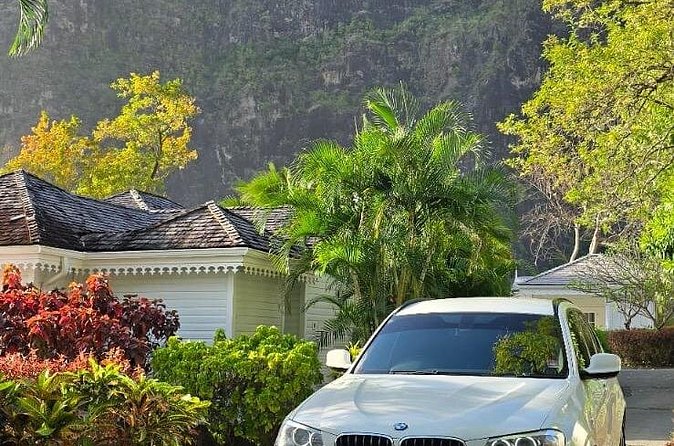 Airport Transfer to Secrets Resort and Spa (Round Trip) - The return to Hewanorra Airport