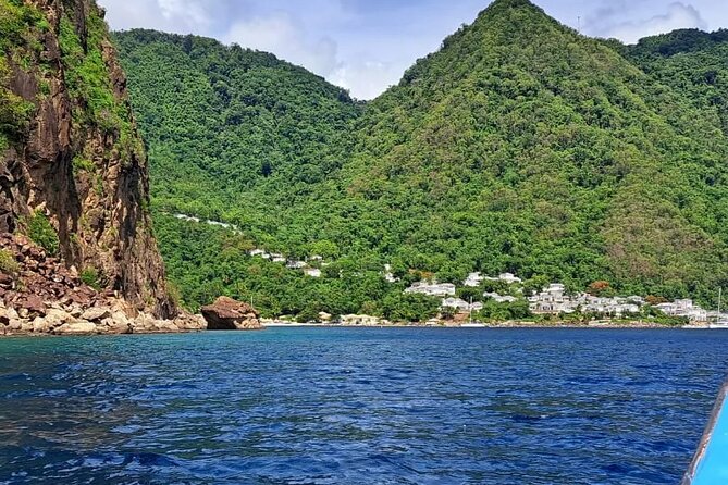 All Inclusive Tour Sulfur Mud Bath, waterfall,Beach & lunch break - What this St. Lucia tour is really offering