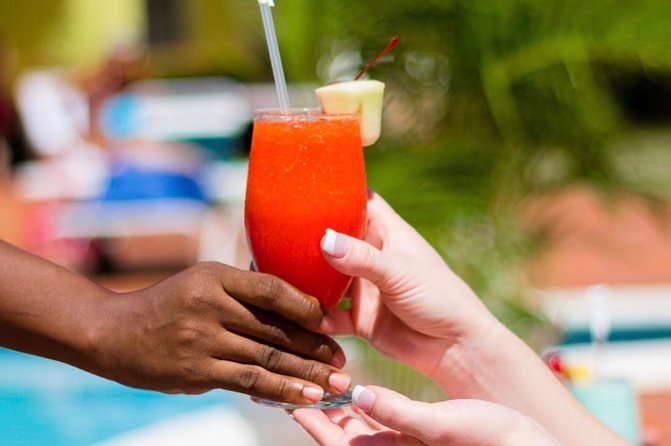AquaVenture Day Pass at Bay Gardens Beach Resort & Spa - Making the two-course lunch work for you