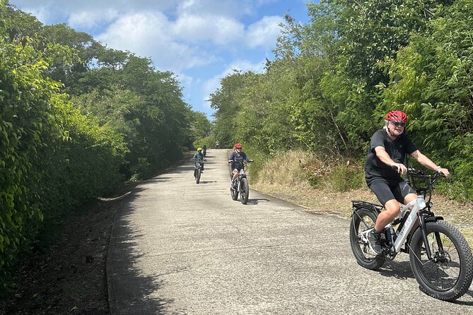 Cap Estate E-Bike Tours - A Break on the Windswept Atlantic Beach