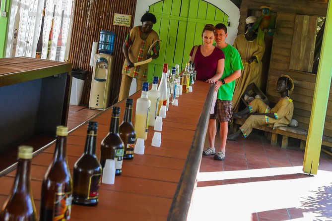 Couples Private St. Lucia Highlights Tour - Morne Fortune and Eudovic’s wood-carving studio