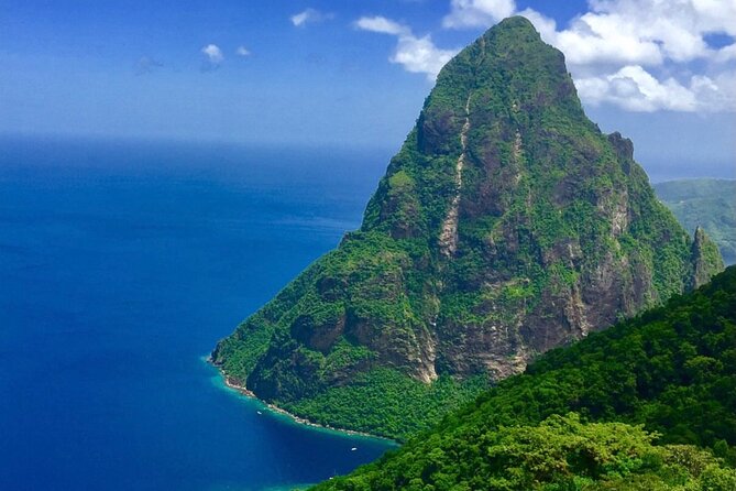 Cruise Port and Airport Arrival Transfers to Hotels in St. Lucia. - From UVF Airport, Your Transfer Starts With Views