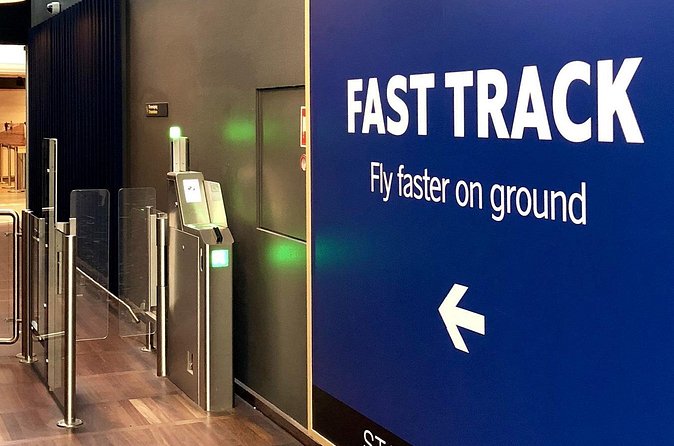 Fast Track On Arrival at St Lucia Airport & Round Trip Transfer - The ride to your resort on St Lucia’s curving roads