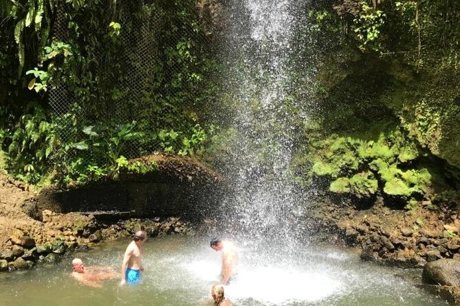 Full Day St Lucian Vibe and Culture Tour With Lunch - The guide makes the difference on a quick route