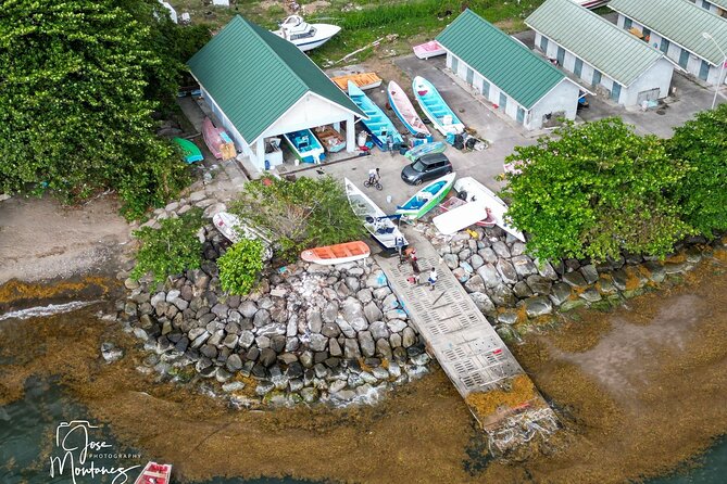 Lunch break,Mud Bath,Water Fall & beach break group tour - The mud bath is the tour’s most playful stop