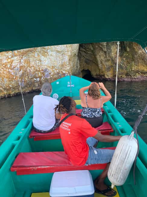 Marigot st Lucia boat tours and water activities , private - A private way to read Saint Lucia’s coast