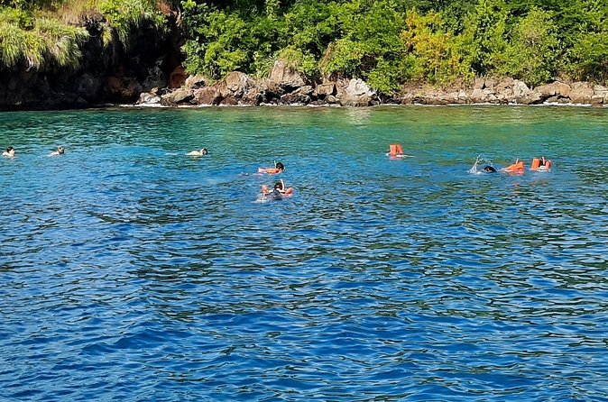 Mud bath and Waterfall with Snorkeling at Sugar beach - Sugar Beach sits between the Pitons