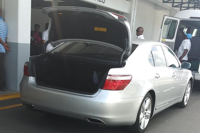 Private Airport Transfer - One Way - Who Will Get the Most Value