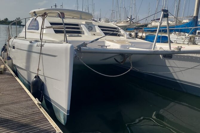 Private Luxury Catamaran - Sailing From Rodney Bay Toward Soufriere