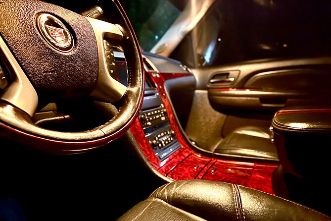 Private Luxury Round-Trip Transfer: Hewanorra International Airport - What kind of vehicle will you receive?