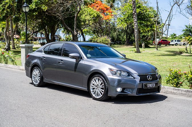 Private Luxury Transfer - Round Trip (Hewanorra International Airport UVF) - A private experience, not a shared shuttle