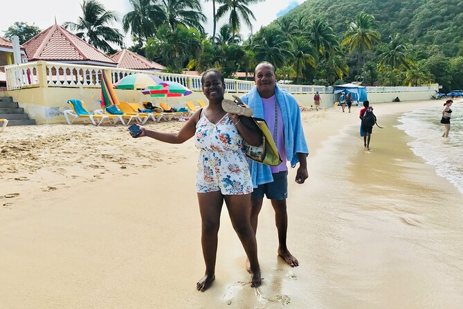 Reduit Beach Round-Trip Shuttle Service - Crowds, vendors, and backup plans