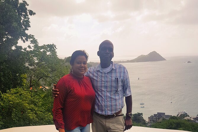 Roundtrip Transfer from UVF Airport to Resorts in Gros Islet (Groups of 4 Plus) - Motion sickness, timing, and other useful preparation