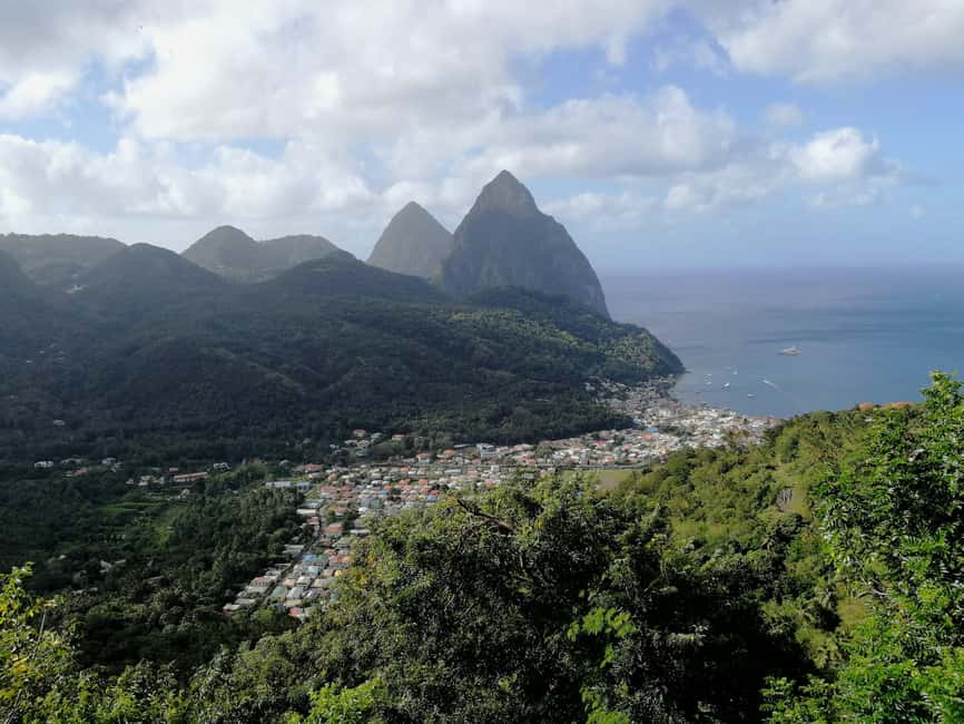 Saint Lucia: Soufriere Tour with Mud Bath and Waterfalls - Diamond Waterfall and the Botanical Gardens