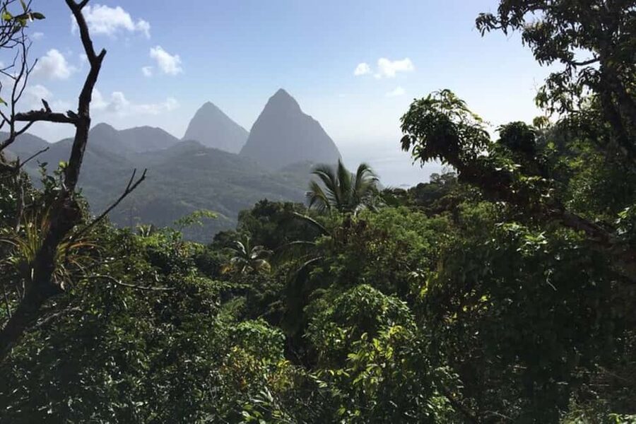 Saint Lucia: Tet Paul Nature Trail Hiking Tour & Beach - Tet Paul Nature Trail: short walk, big views