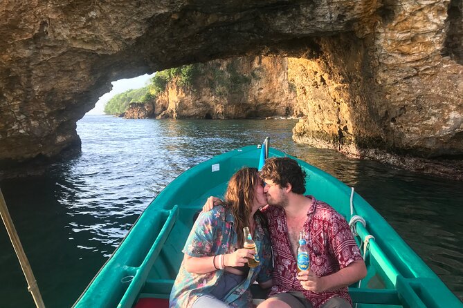 Shashamane experience private boat charter Marigot bay st lucia - What the $235 price really buys you