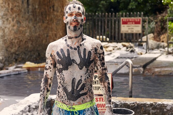 St. Lucia adventure: mud baths, waterfalls, gardens - Castries and Morne Fortune: a short introduction to the capital