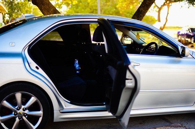 St Lucia Airport Private Transfer to Royalton Resort - Fast-track service: useful upgrade or point to verify