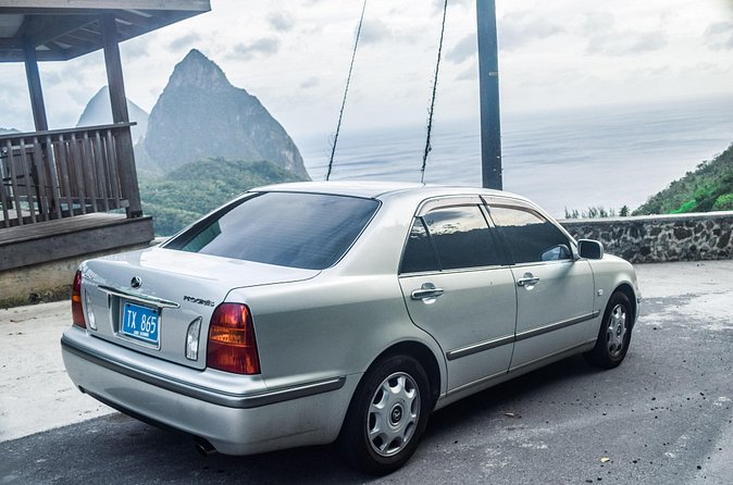 St Lucia Airport Transfer Roundtrip from Hewanorra (UVF) - Scenic photo opportunities without a full excursion
