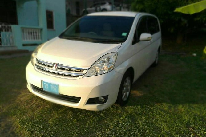 St Lucia Airport Transfer to ANY Bay Gardens location - Who will get the most from this transfer