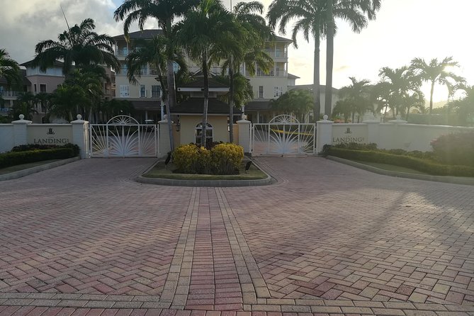 St Lucia Airport Transfer to The Landings - Hewanorra (UVF) & GFL Airport (SLU) - Beer, water, and commentary on the road