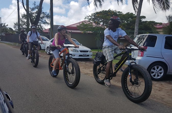 St Lucia Coastal Bike Tour to Pigeon Island - Starting in Gros Islet with a local view