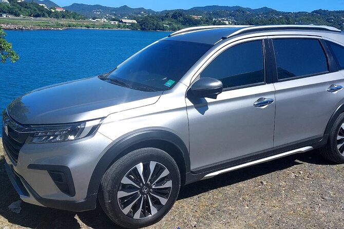 St. Lucia Fast Track UVF and Private Airport Transfer - The Hewanorra pickup is built for tired arrivals
