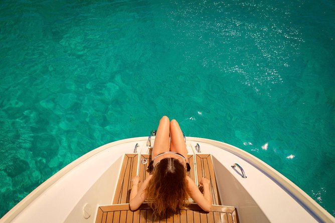 St. Lucia Luxury Sunset Cruise From Castries - The first hour: getting comfortable on board
