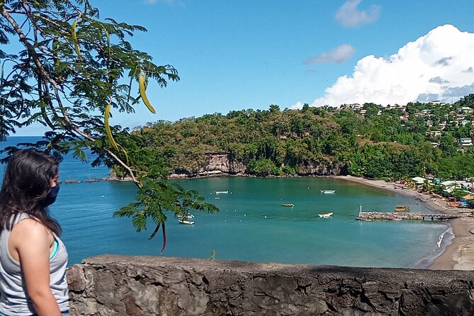 St. Lucia Private Airport & Hotel Transfers - Meeting your driver at St. Lucia airport