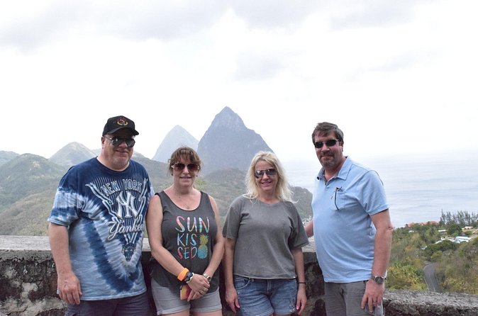 St. Lucia Private Airport & Hotel Transfers - What the service does especially well