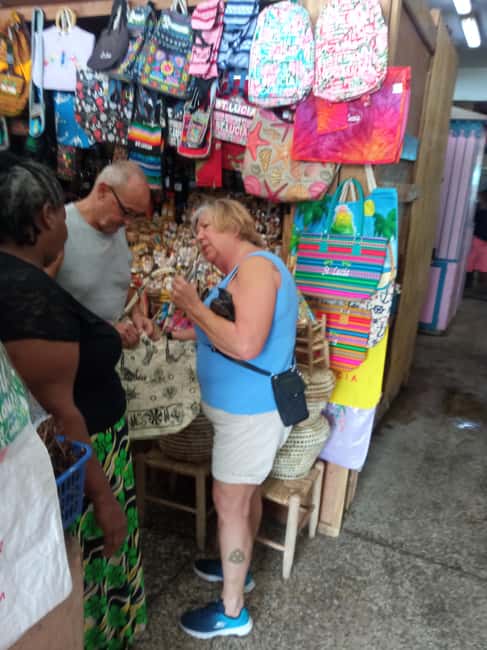 St. Lucia: Private Island Tour with Drinks & Transfers - What $145 per person really buys
