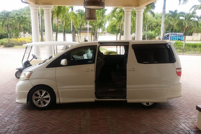 St Lucia Private Round Trip Hewanorra Airport Transfers to North Hotels - The East Coast road is part of the experience