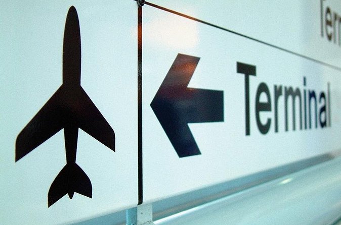 St Lucia Round-Trip Transfer: George F. L. Charles Airport - Price per person versus the cost of a taxi