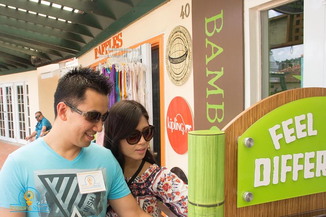 St Lucia Shopping Therapy Experience - Key points at a glance