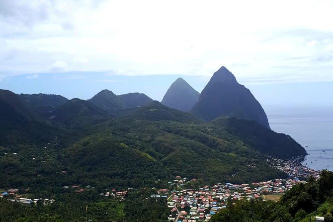 The Ultimate St. Lucian Experience Tour for Cruise ship Passengers - Soufriere Bay and the Twin Pitons